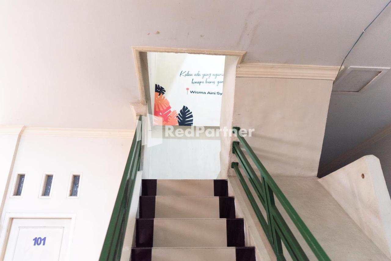 Wisma Aini Syariah Mitra Reddoorz Bandar Lampung Exterior foto